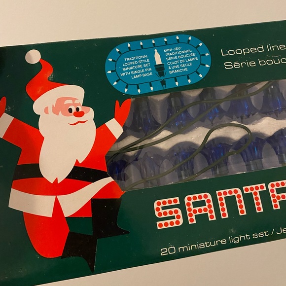 Vintage Christmas miniature string lights with blue plastic reflectors - Picture 3 of 5